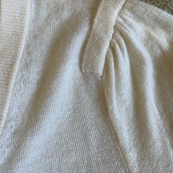 Vince cashmere V-neck cardigan - Picture 5 of 7